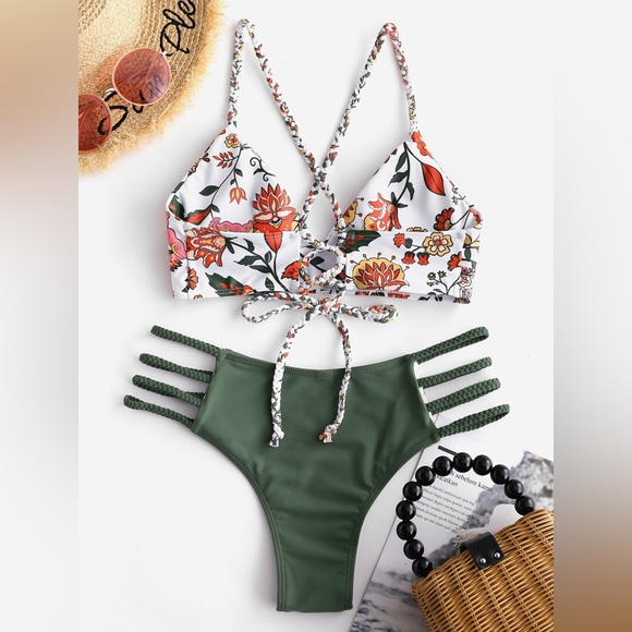 UNVL Cross Cross Bikini Set Lace Up Bikini - Picture 2 of 6